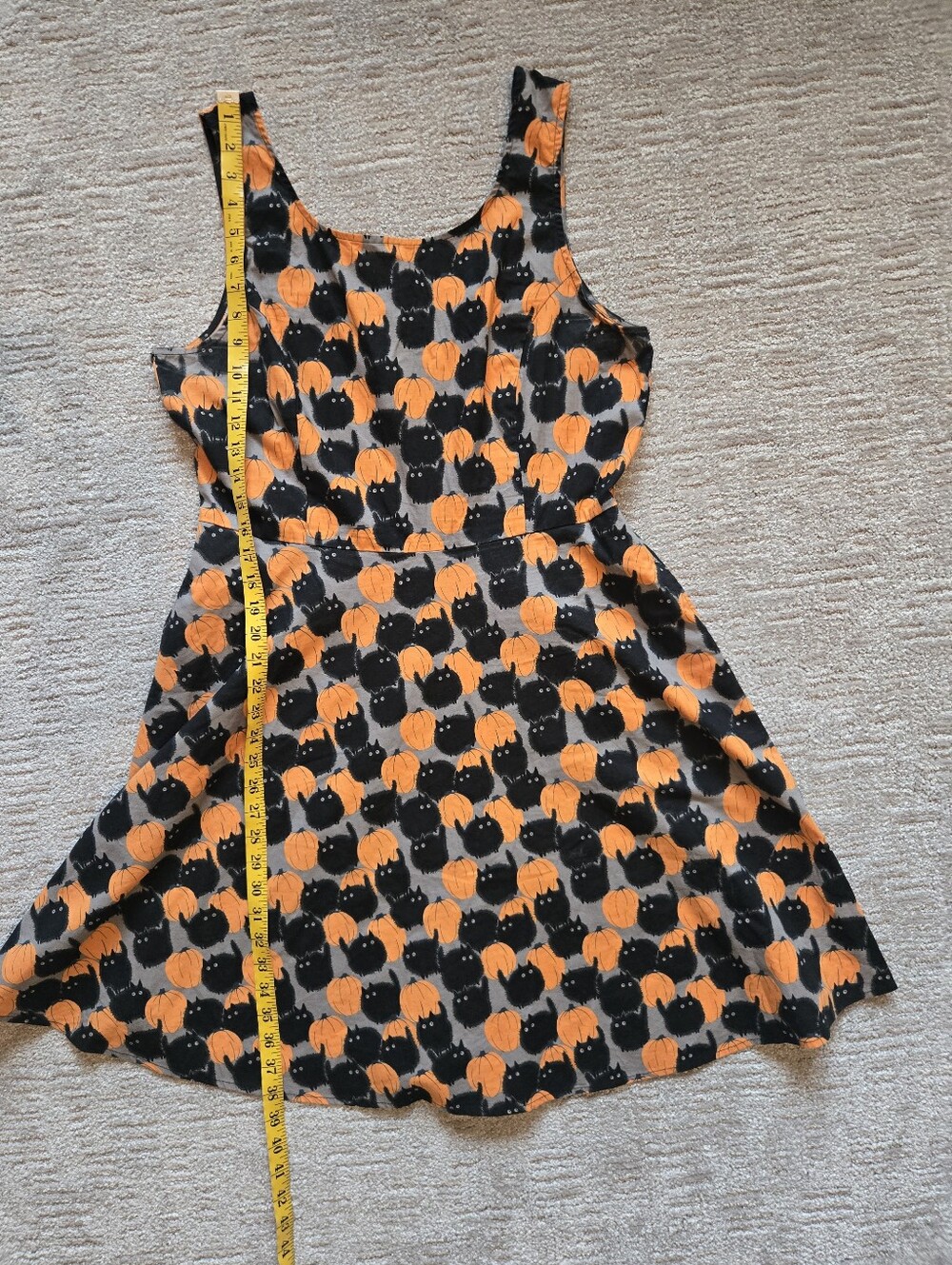 Retrolicous Spooktacular Pumpkin and Cat Print Dress Size 1X - Picture 9 of 12